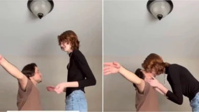 A jovem com 2,08m de altura explicou que o namorado é bem mais baixo e isto tem sido um problema