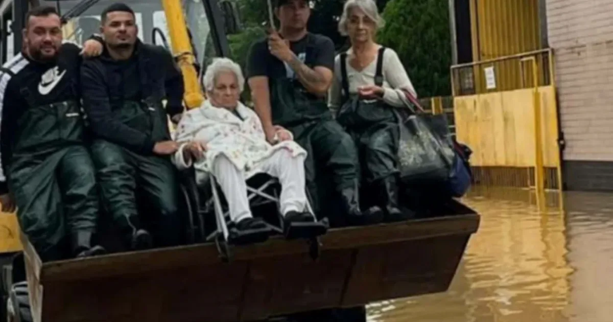 Água invade casa de repouso em Ubá 1 Água invade casa de repouso em Ubá