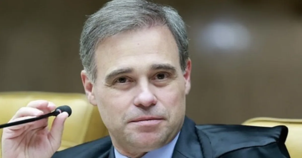 André Mendonça recebe relatório da PF sobre caso Master 1 André Mendonça recebe relatório da PF sobre caso Master