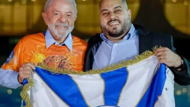 Após polêmica com enredo sobre Lula, Acadêmicos de Niterói é rebaixada