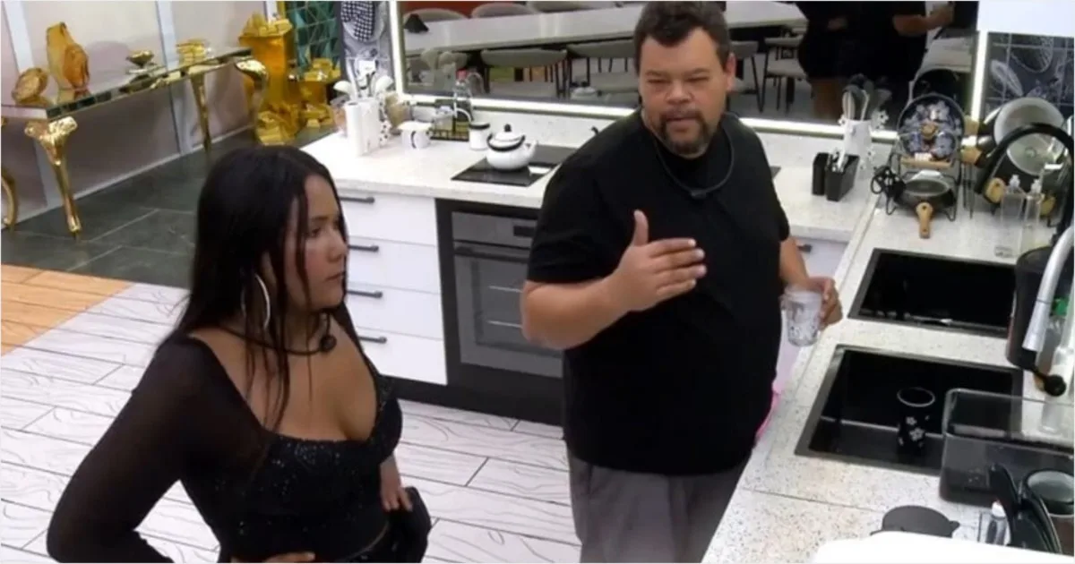BBB26: Babu Santana decidiu mudar de quarto e acabou causando polêmica 1 BBB26: Babu Santana decidiu mudar de quarto e acabou causando polêmica
