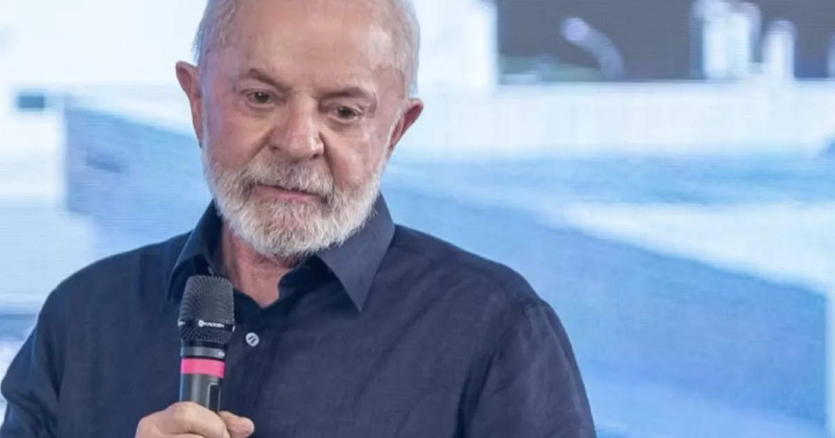 Com Lula como enredo, foi isso que aconteceu com escola de Samba que a homenageou