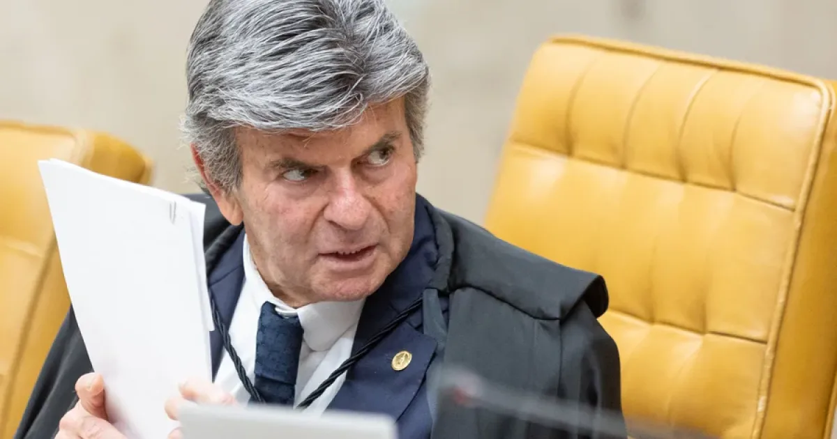 Entenda o que acabou de acontecer com o filho do ministro Fux, segundo jornalista