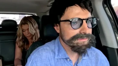 Filho de Gugu Liberato revive quadro icônico do pai na TV e emociona público