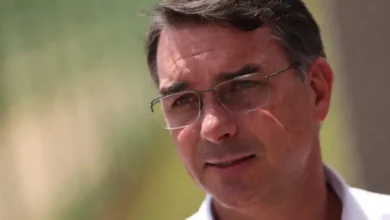 Flávio Bolsonaro detona postura de Lula sobre o Irã e aponta erro diplomático