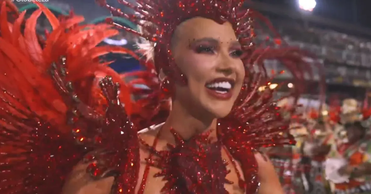 Foi isso que aconteceu com a Virgínia durante desfile na Sapucaí