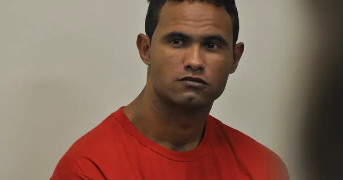 Goleiro Bruno anuncia entrada na política e mira vaga de vereador