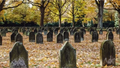 Homem encontrado próximo a um cemitério foi levado para o hospital, mas acabou falecendo