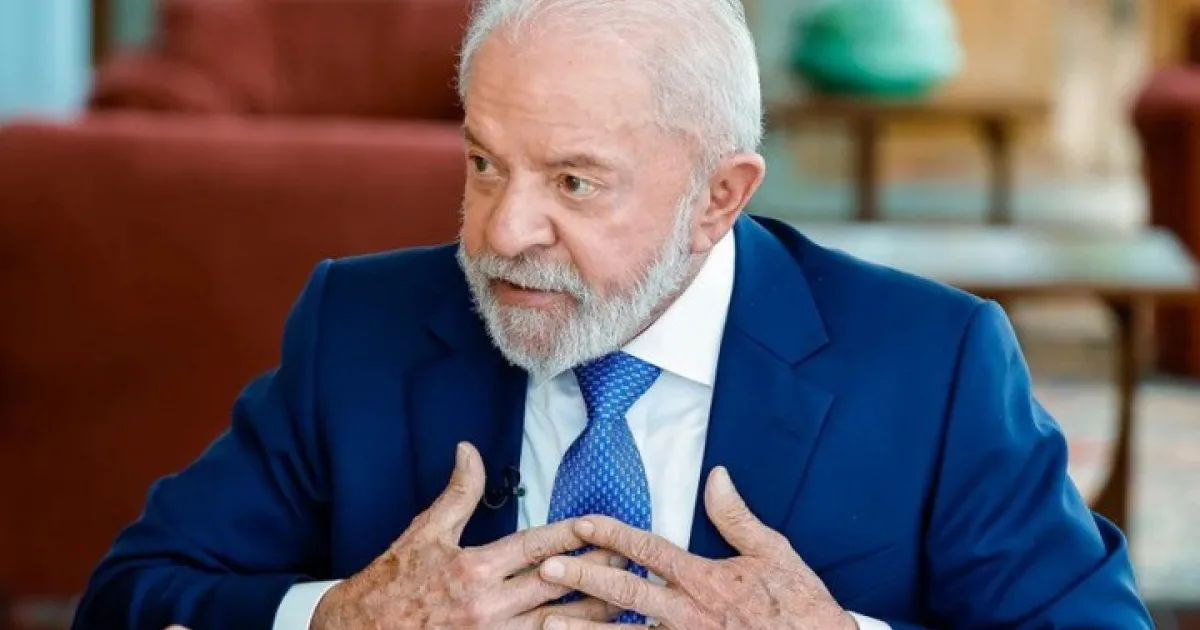 Mal nas pesquisas Lula visita Juiz de Fora e sobrevoa áreas afetadas pelas chuvas