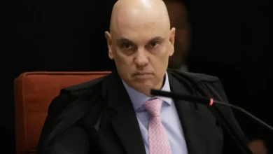 Moraes está com “sangue nos olhos”, dizem aliados próximos ao magistrado ao jornal Metrópoles