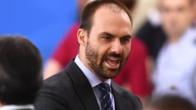 STF recebe denúncia contra Eduardo Bolsonaro e Figueiredo por coação