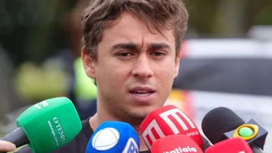 A versão de Nikolas Ferreira sobre uso de jatinho de Vorcaro em campanha para Bolsonaro