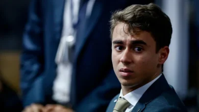 Acionado no STF, TSE e PGR, Nikolas pode ser cassado por uso do avião de Vorcaro