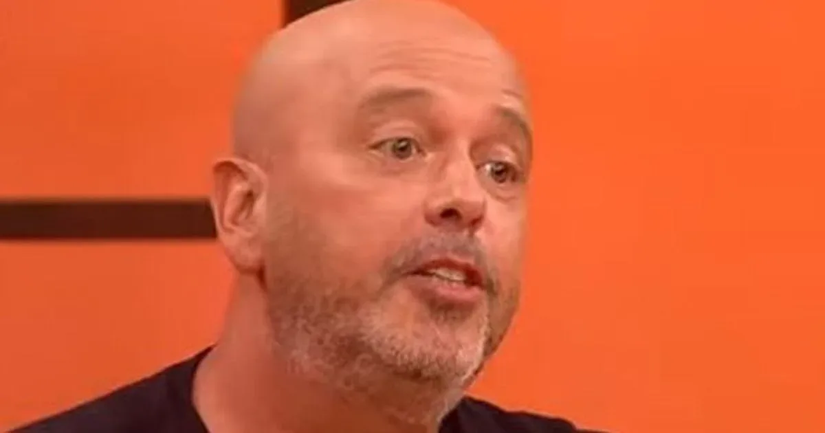 Alex Escobar explicou por que está afastado da TV Globo