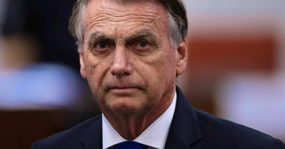 Alexandre de Moraes autoriza Bolsonaro receber filhos no hospital