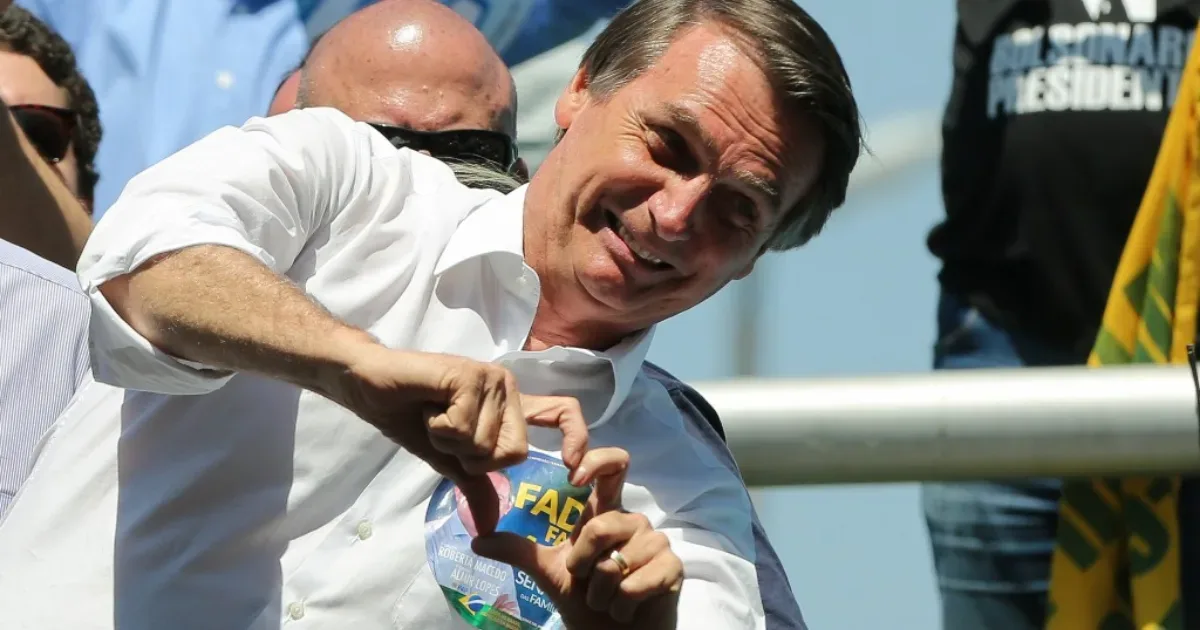 Alta confirmada: Bolsonaro deixa hospital e inicia prisão domiciliar 1 Alta confirmada: Bolsonaro deixa hospital e inicia prisão domiciliar