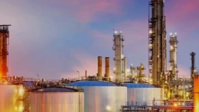 Alta do petróleo preocupa mercado e pode influenciar preço da gasolina no Brasil