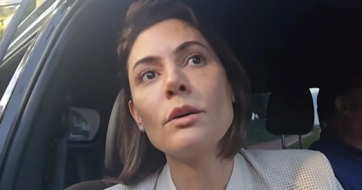 Bolsonaro deixa a UTI após melhora na infecção, diz Michelle 1 Bolsonaro deixa a UTI após melhora na infecção, diz Michelle