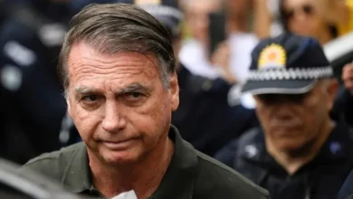 Bolsonaro deixa hospital em Brasília após melhora clínica