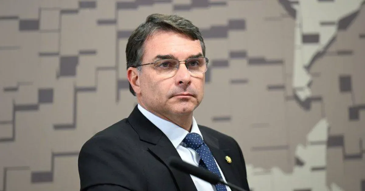 Chega notícia que aquece o coração da direita