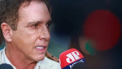 Como Bolsonaro recebeu a notícia da prisão domiciliar, segundo médico