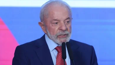 De olho em Flávio, Lula reúne ministros e pede foco em pré-campanha