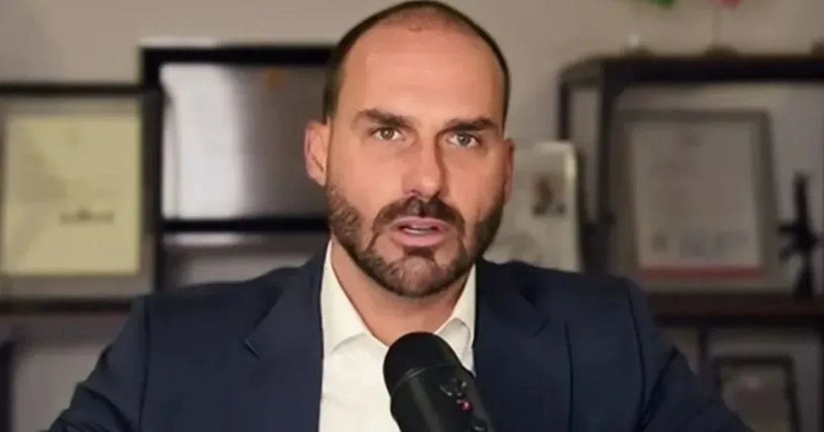 Eduardo Bolsonaro reage após Nikolas Ferreira ser associado a Vorcaro