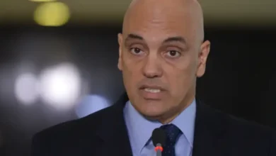 Em meio a acusação, Moraes decide realmente falar