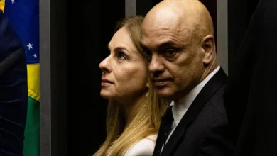 Esposa de Moraes nega ter recebido “prints” de Vorcaro