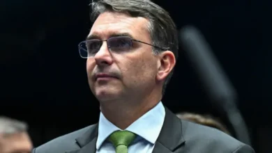Flávio assume defesa de Jair Bolsonaro em ação que apura trama golpista 3 Flávio assume defesa de Jair Bolsonaro em ação que apura trama golpista