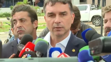 Flávio Bolsonaro comunica triste notícia sobre o pai 4 Flávio Bolsonaro comunica triste notícia sobre o pai