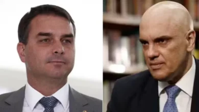 Flávio Bolsonaro vai a Moraes e revela motivo ligado ao pai