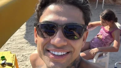Influenciador Jota Surfista morre aos 30 anos