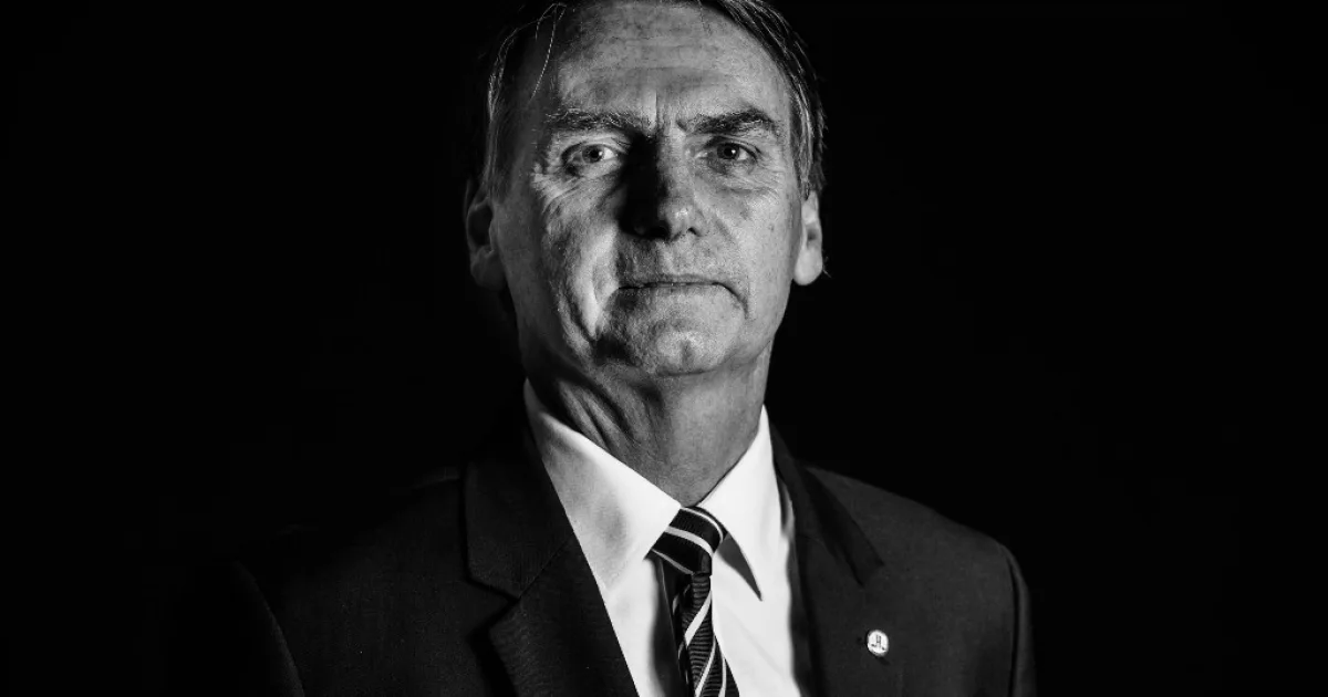Internado, Bolsonaro apresenta novo pedido ao STF
