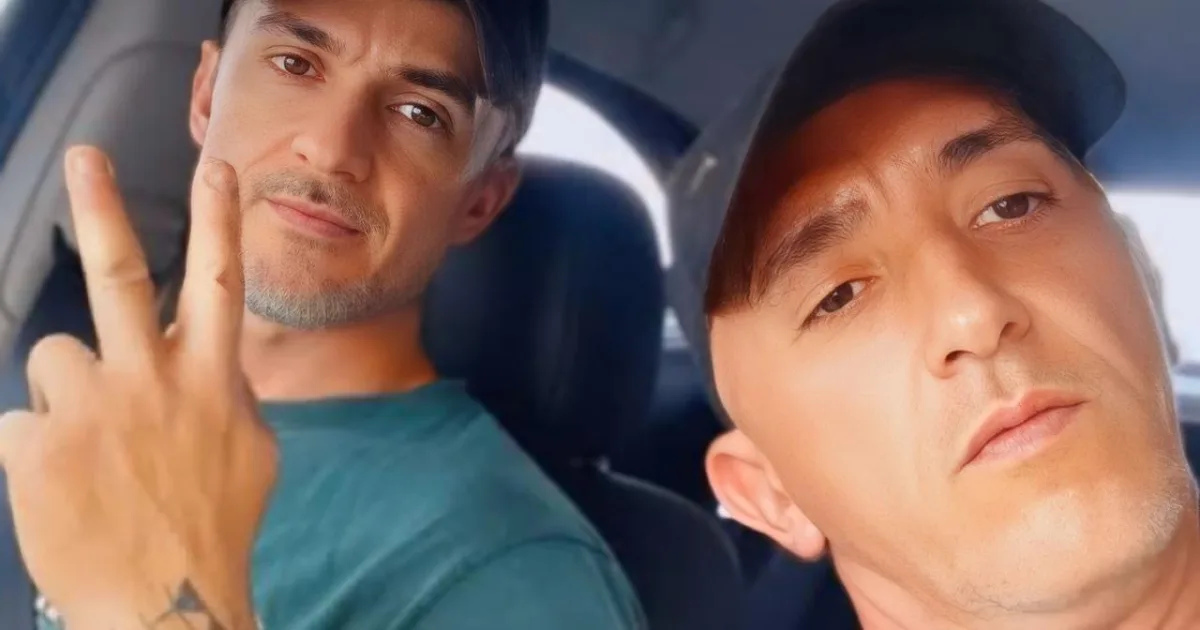 Irmãos Cravinhos surpreendem com foto rara. Veja 1 Irmãos Cravinhos surpreendem com foto rara. Veja