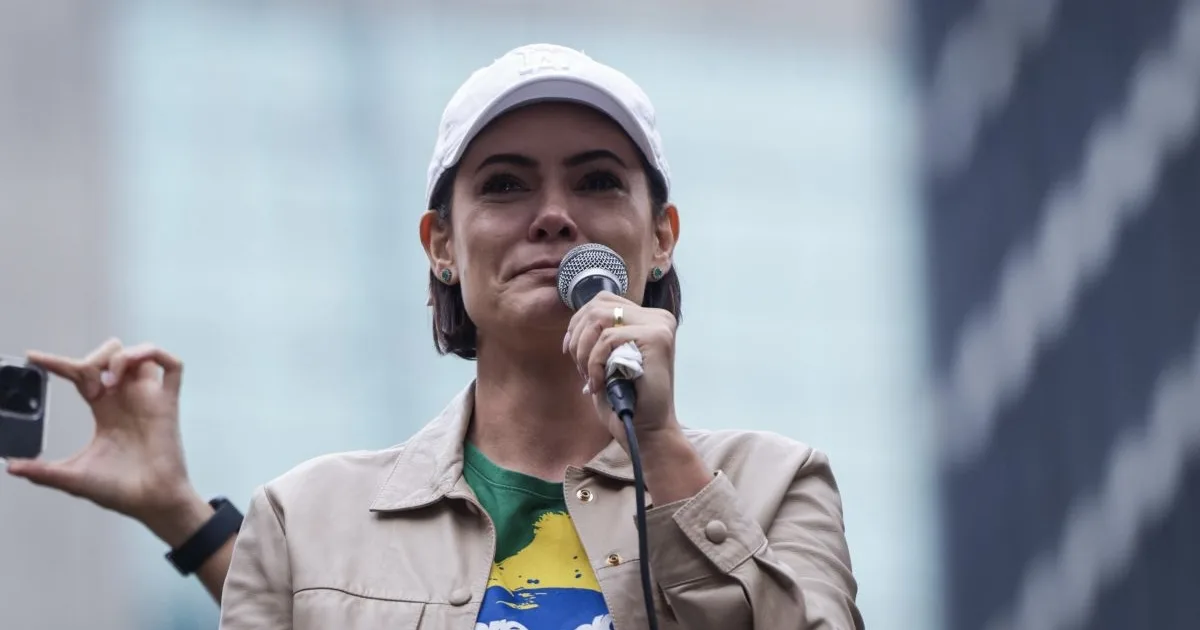Jornalistas registram BO após ameaças por vídeo compartilhado por Michelle Bolsonaro durante cobertura no Hospital DF Star