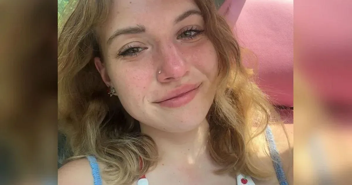 Jovem tem infecção grave após roer unhas e quase perde o dedo