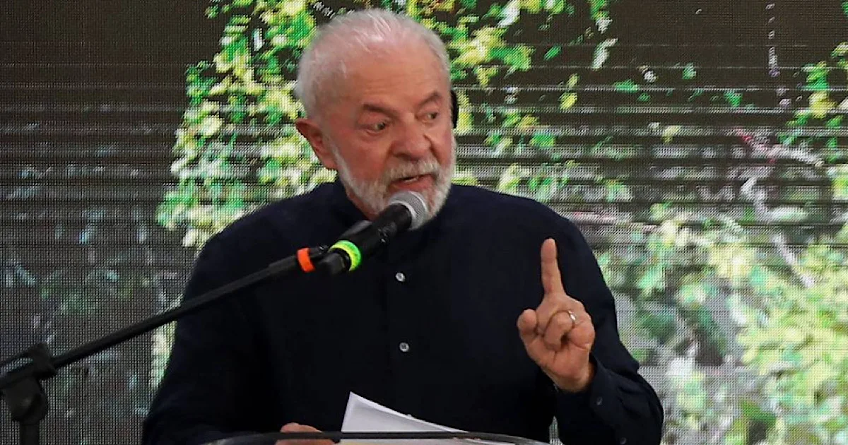 Lula comete lapso e diz que Brasil será respeitado no mundo do crime