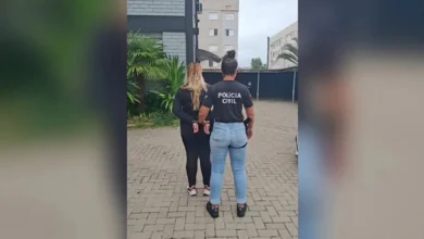 Mãe é presa após exame apontar cocaína na urina da filha de 3 anos