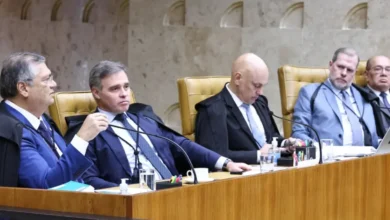 Ministros do STF agem contra Mendonça e isolam o ministro