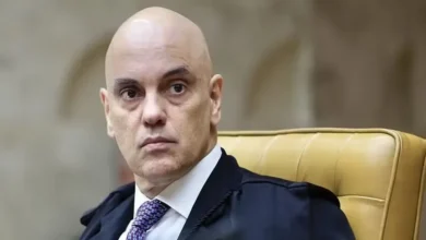 Moraes volta atrás, e toma decisão sobre Bolsonaro