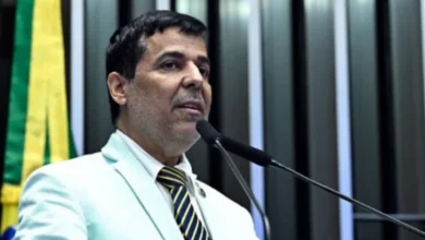 Morre aos 58 anos o Professor Paulo Fernando, deputado federal 'pró-vida' amigo de Damares 5 Morre aos 58 anos o Professor Paulo Fernando, deputado federal 'pró-vida' amigo de Damares