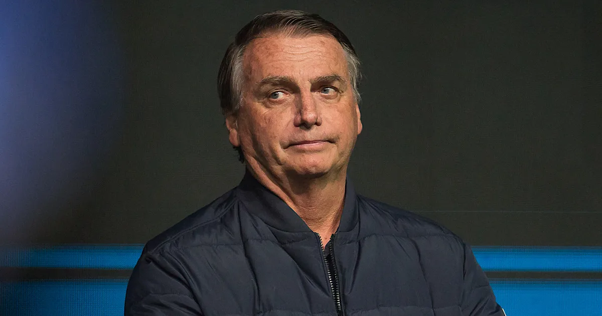 No hospital, Bolsonaro completa 71 anos em meio à pressão por prisão domiciliar 1 No hospital, Bolsonaro completa 71 anos em meio à pressão por prisão domiciliar