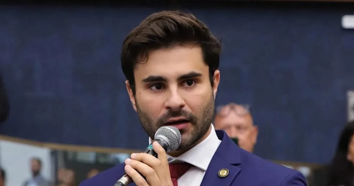 Pedro Rousseff pede a Moraes a revogação da prisão domiciliar de Bolsonaro