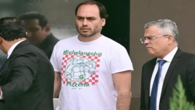 PF dá 15 dias para Eduardo Bolsonaro se explicar; entenda o caso 4 PF dá 15 dias para Eduardo Bolsonaro se explicar; entenda o caso