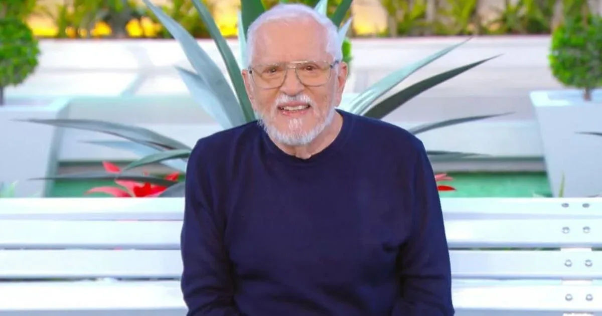 Qual estado de saúde de Carlos Alberto de Nóbrega após internação