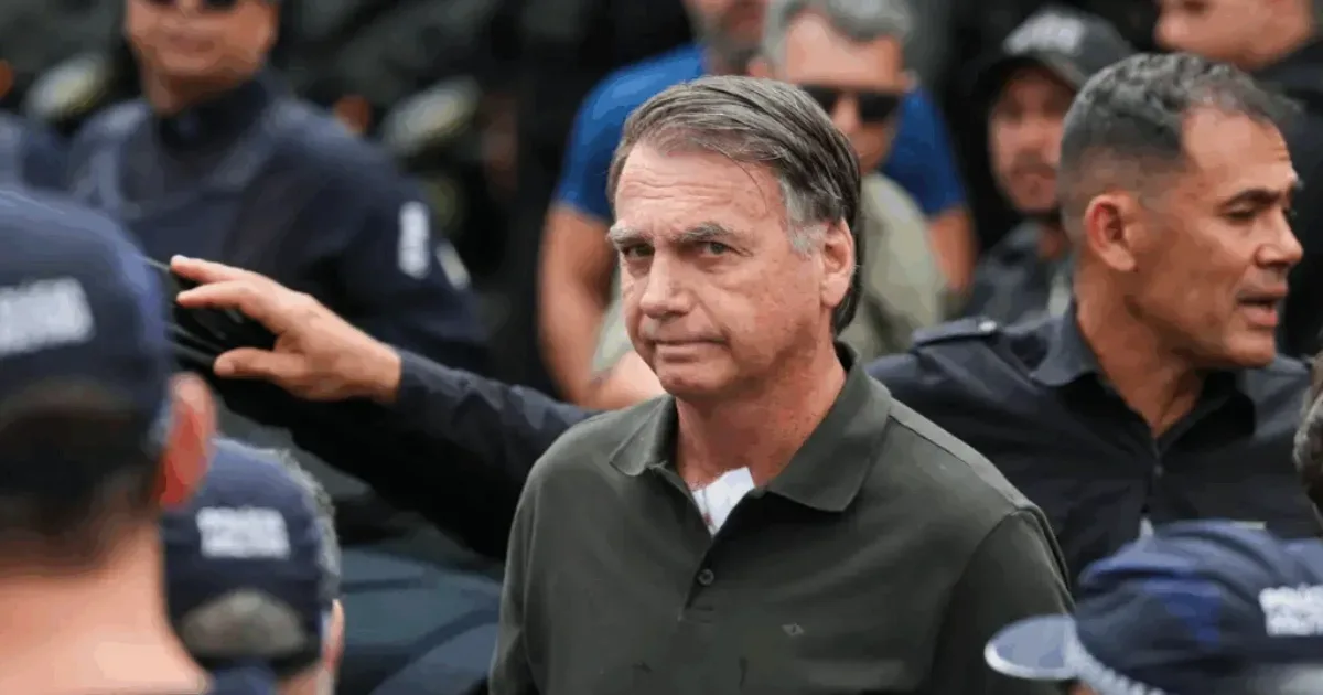 Urgente: Bolsonaro é internado às pressas após apresentar calafrios e vômito persistente
