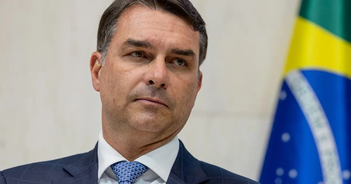 Vidente revela se Flávio Bolsonaro será presidente do Brasil em 2026 1 Vidente revela se Flávio Bolsonaro será presidente do Brasil em 2026