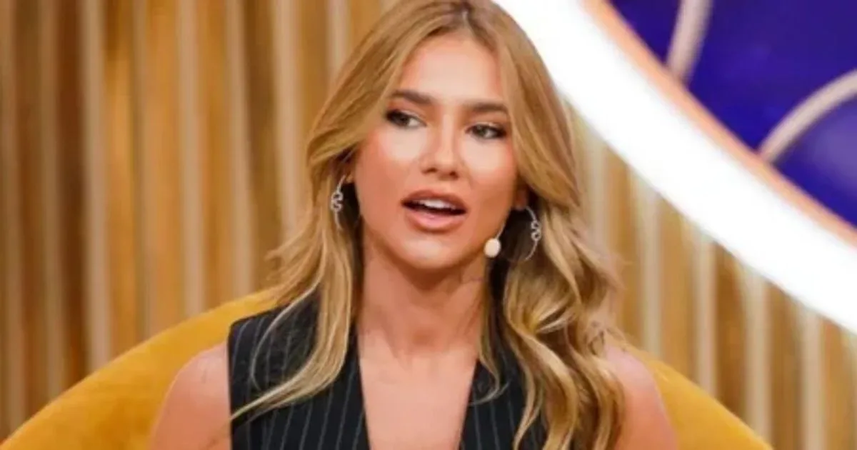 Virgínia diz sentir constrangimento da repercussão do namoro 1 Virgínia diz sentir constrangimento da repercussão do namoro